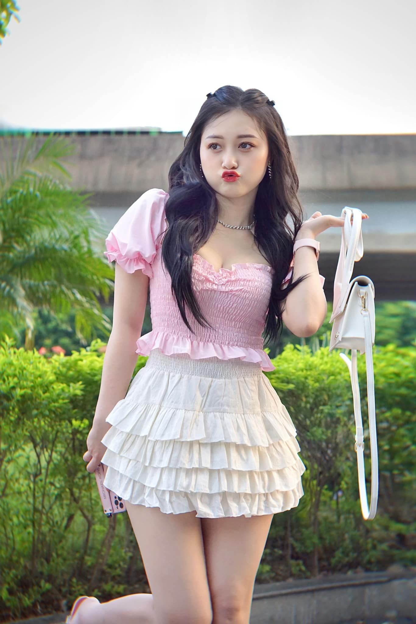 Cao tú hường 1