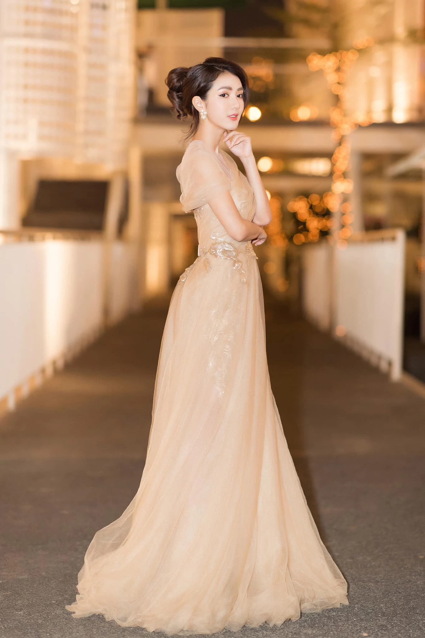 Hồ thị thùy linh 2